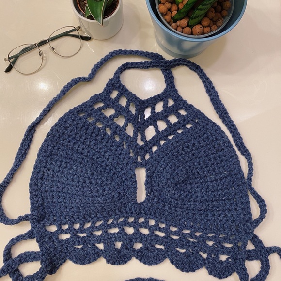 *SOLD* Blue Halter Crochet Bralette - Picture 2 of 3